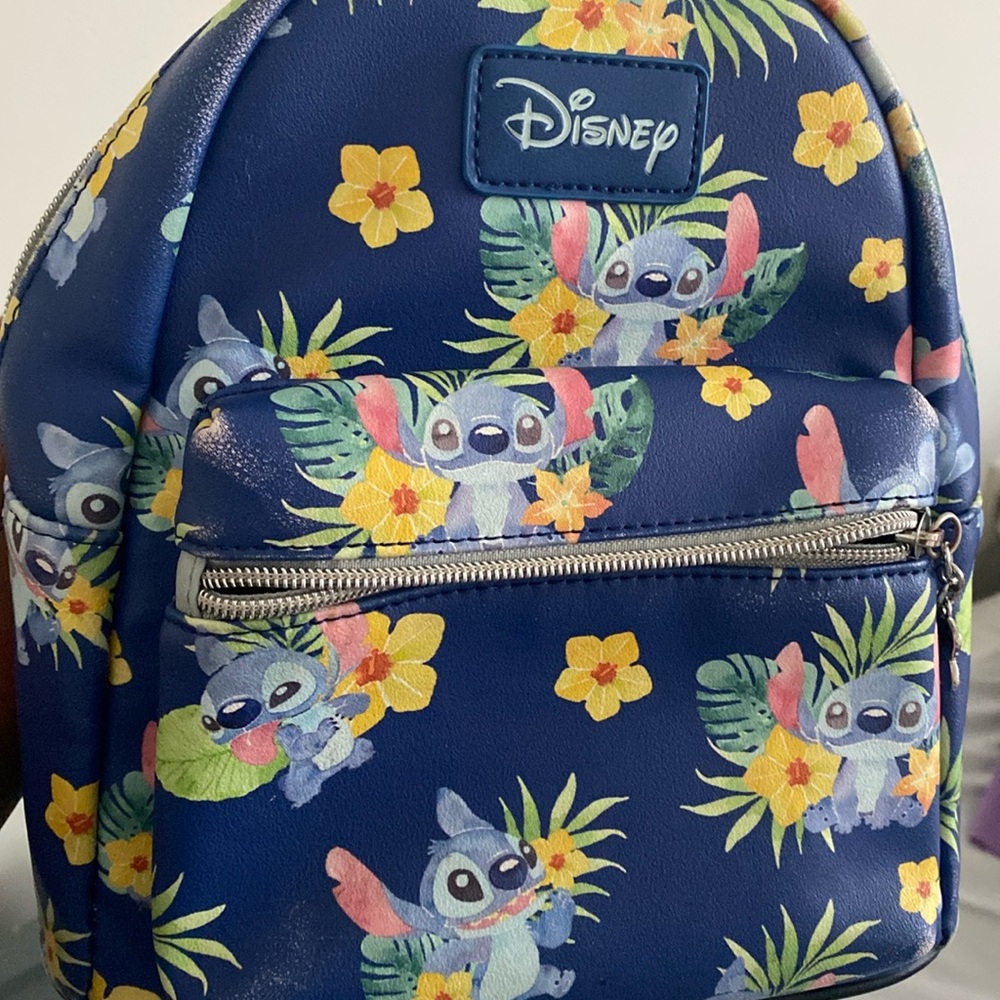 Disney loungefly Lilo and Stich mini back pack